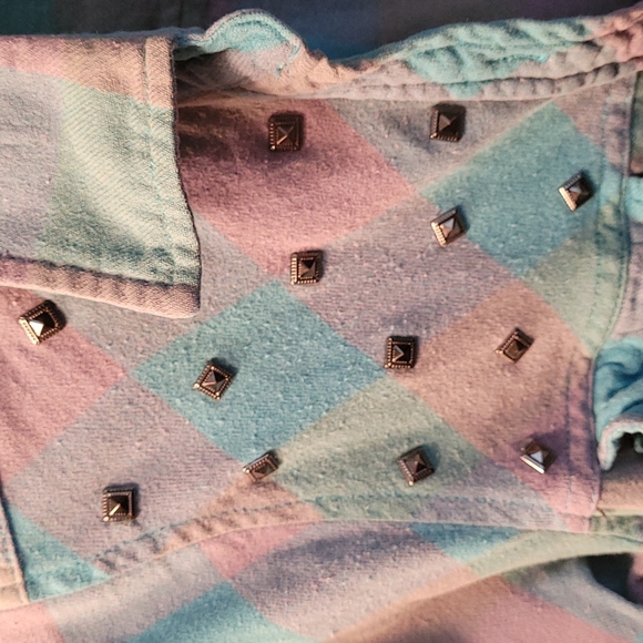 Button down blouse - Picture 2 of 3